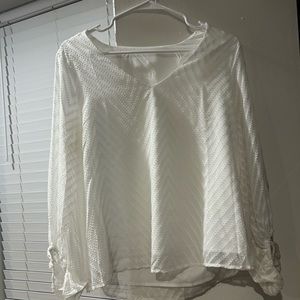 White long sleeve blouse